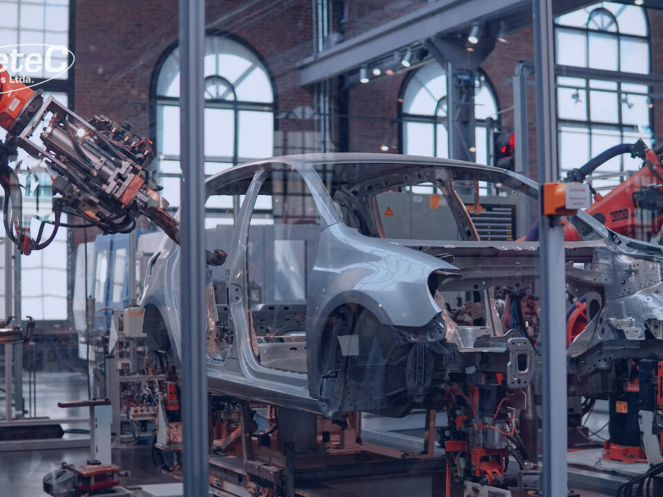 TNT na Indústria Automotiva